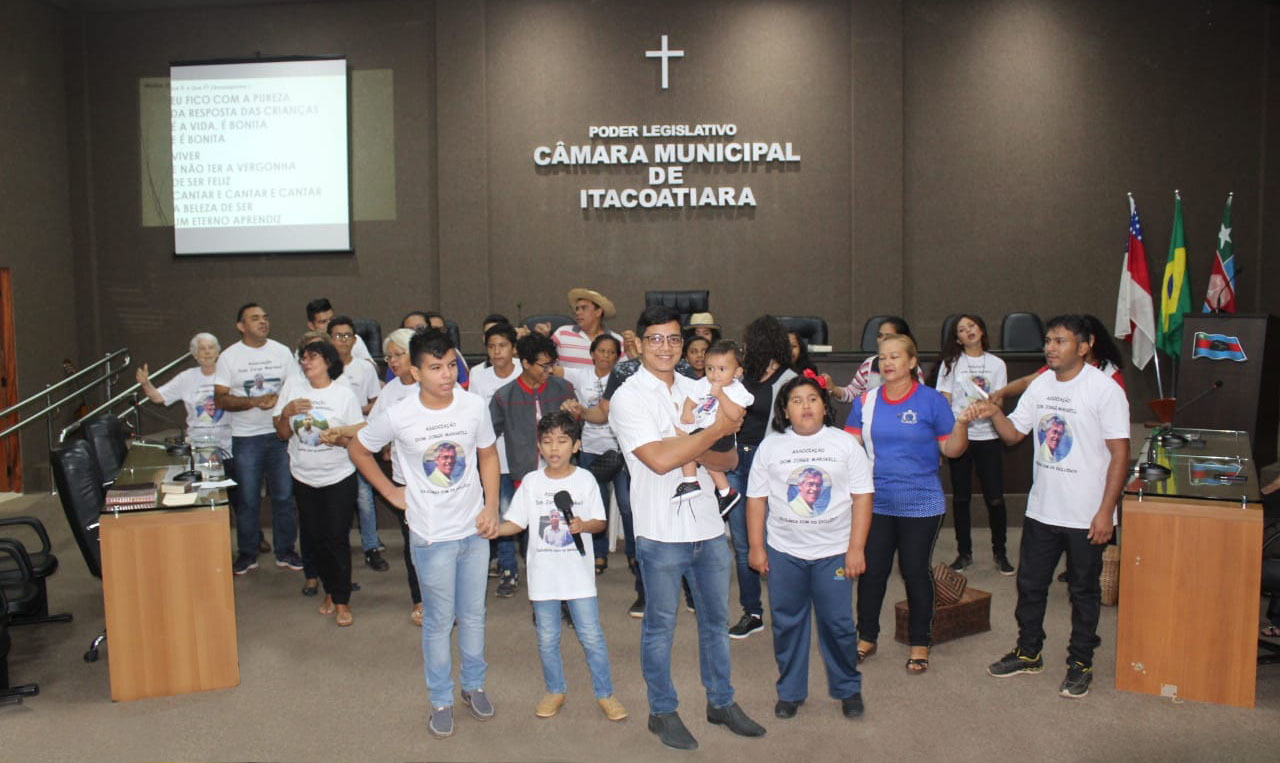 CÂMARA FEZ HOMENAGEM À ASSOCIAÇÃO DOM JORGE MARSKELL